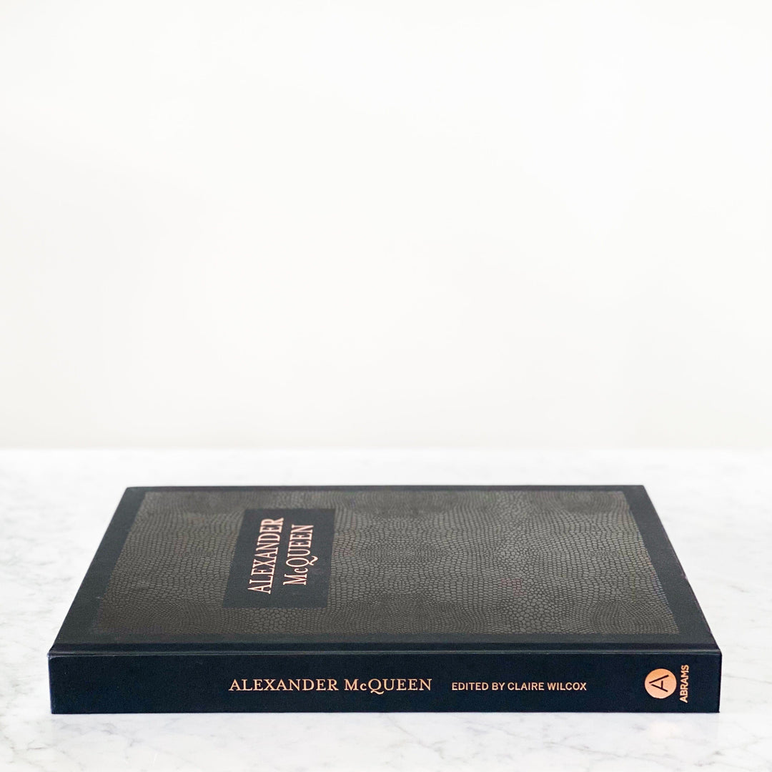 【新品】Alexander McQueen 写真集 洋書 abrams-book-