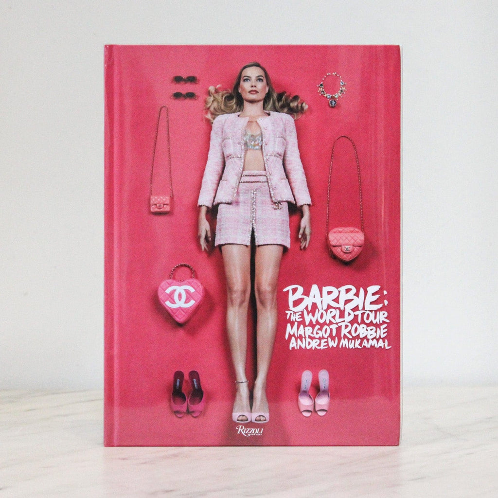 BARBIE: THE WORLD TOUR 洋書 penquin-random-house-barbie-tm